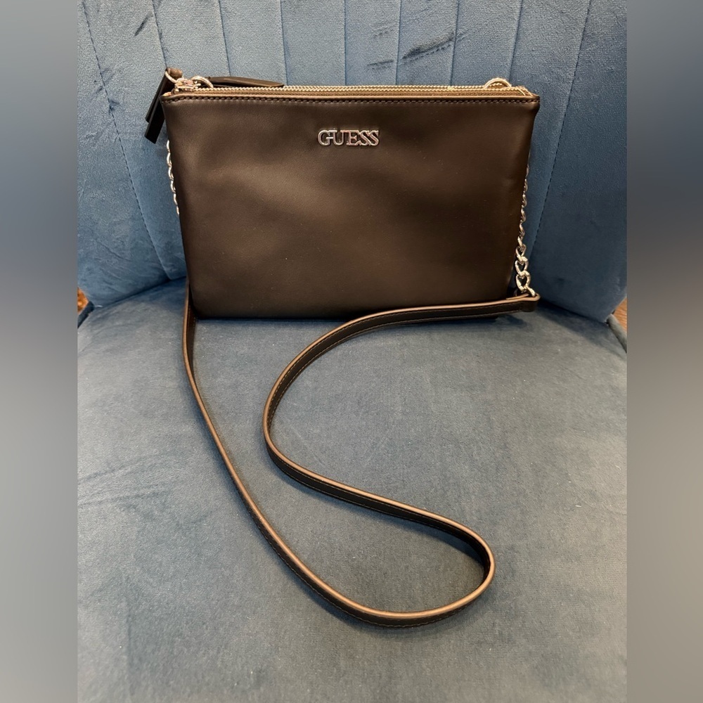 GUESS Black Faux Leather Triple-Compartment Crossbody – Like New / NWOT